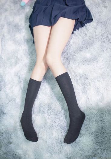 小说豪乳老师刘艳