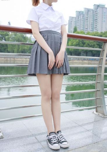 驱魔女