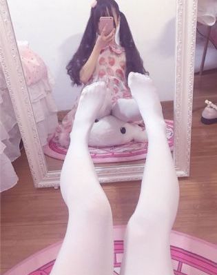 julia紧身裙女教师在线视频