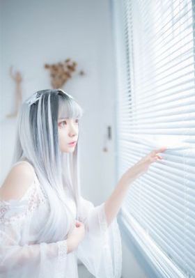 寂寞的女邻居3